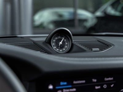 2026 Porsche 911 Carrera 4 GTS