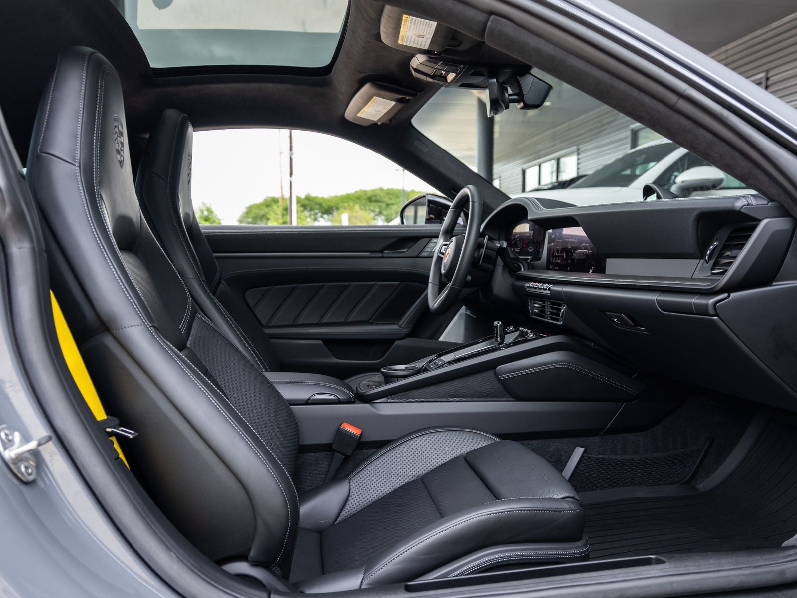 2026 Porsche 911 Carrera 4 GTS