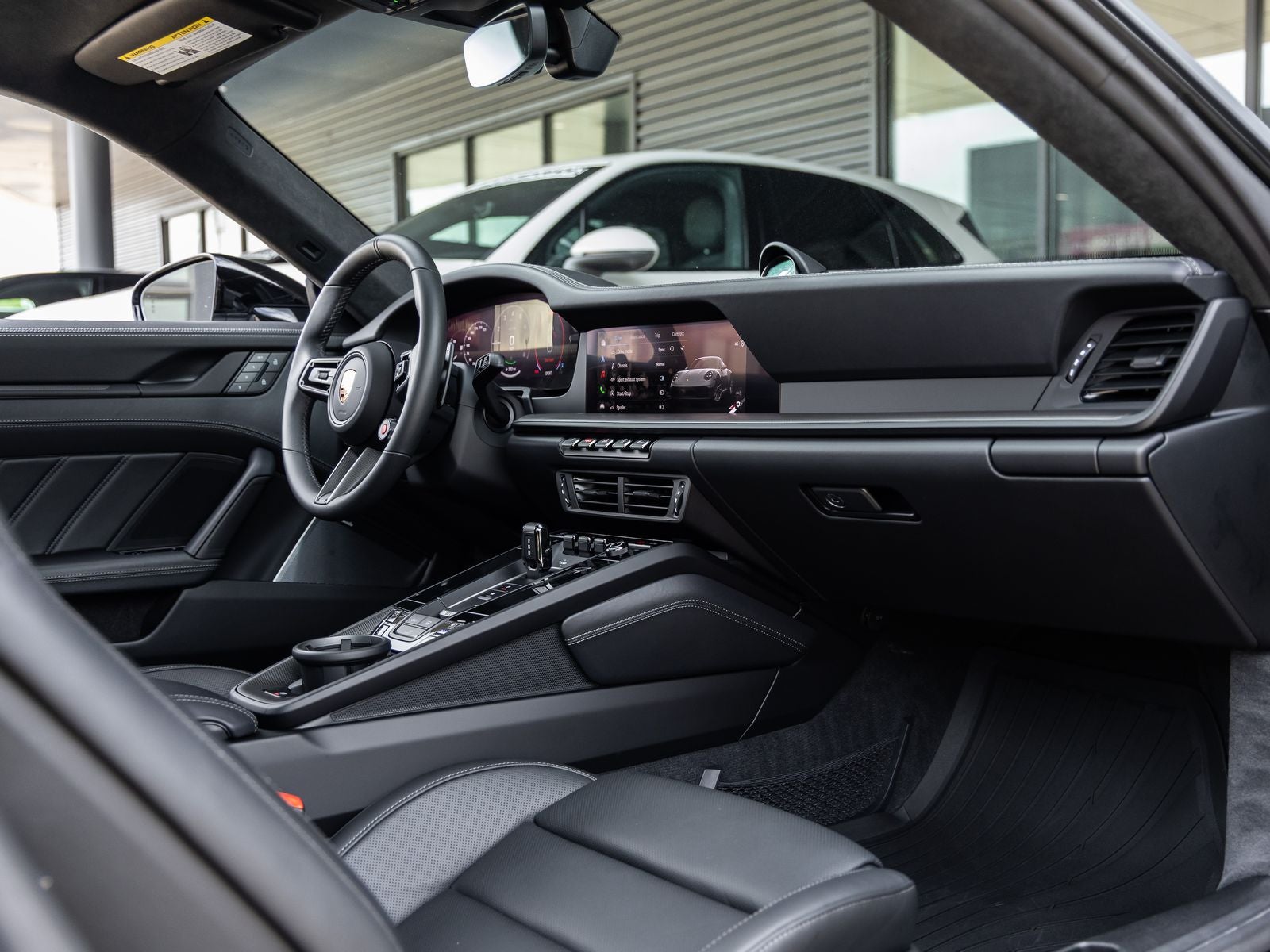 2026 Porsche 911 Carrera 4 GTS