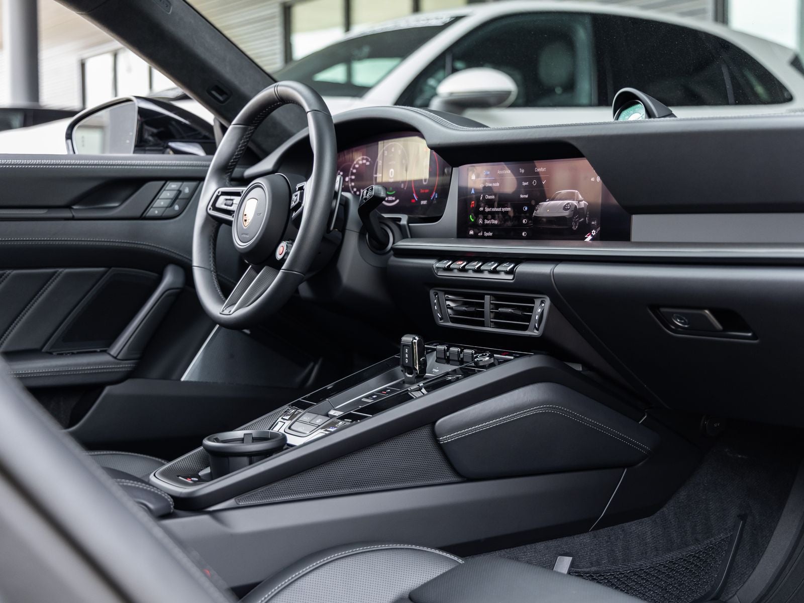 2026 Porsche 911 Carrera 4 GTS