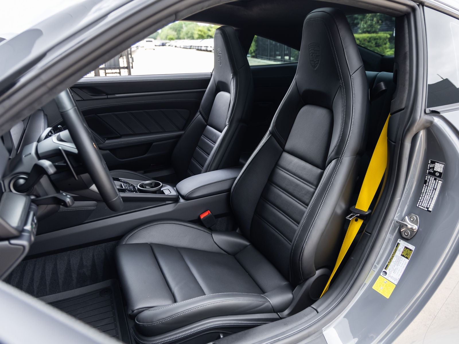 2026 Porsche 911 Carrera 4 GTS