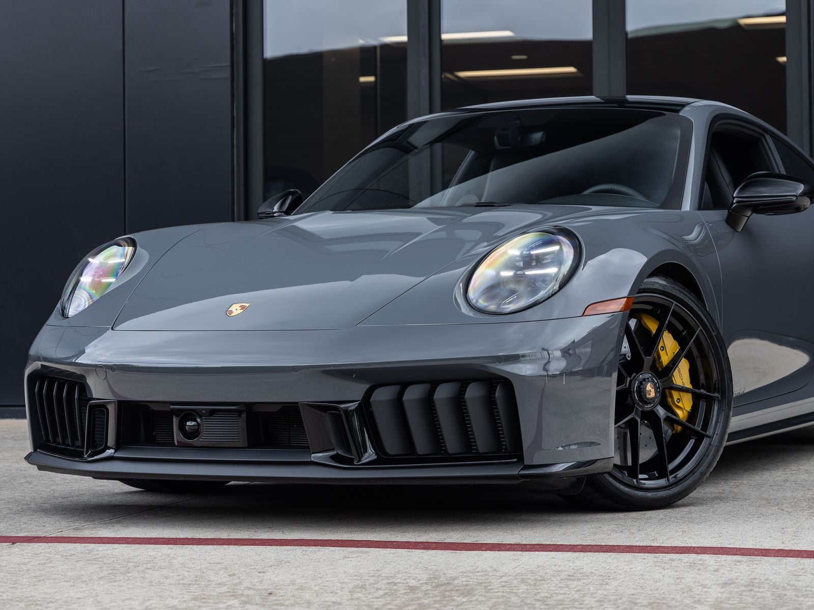 2026 Porsche 911 Carrera 4 GTS