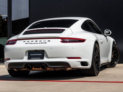 2018 Porsche 911 911 Carrera 4 GTS