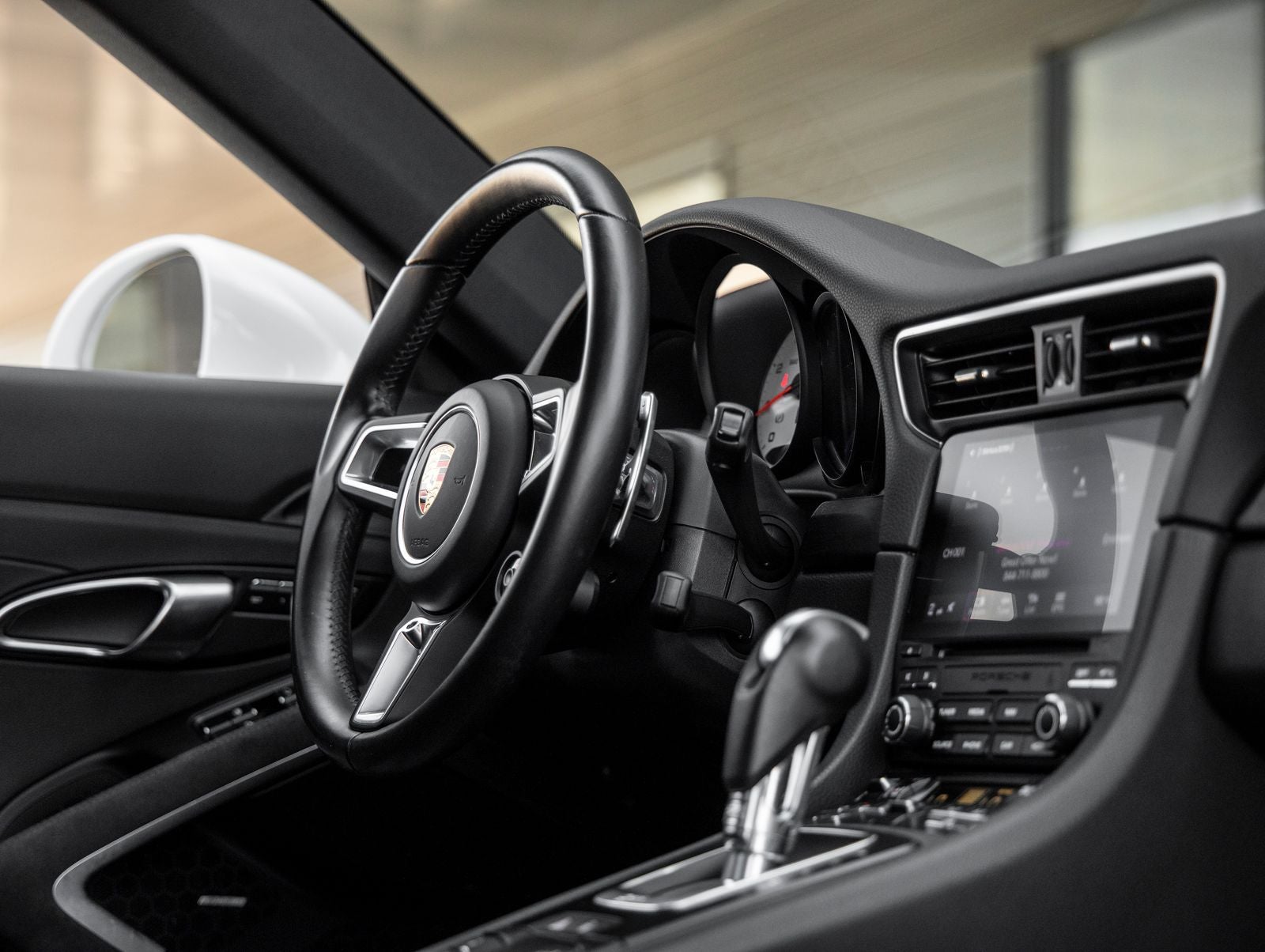2018 Porsche 911 911 Carrera 4 GTS