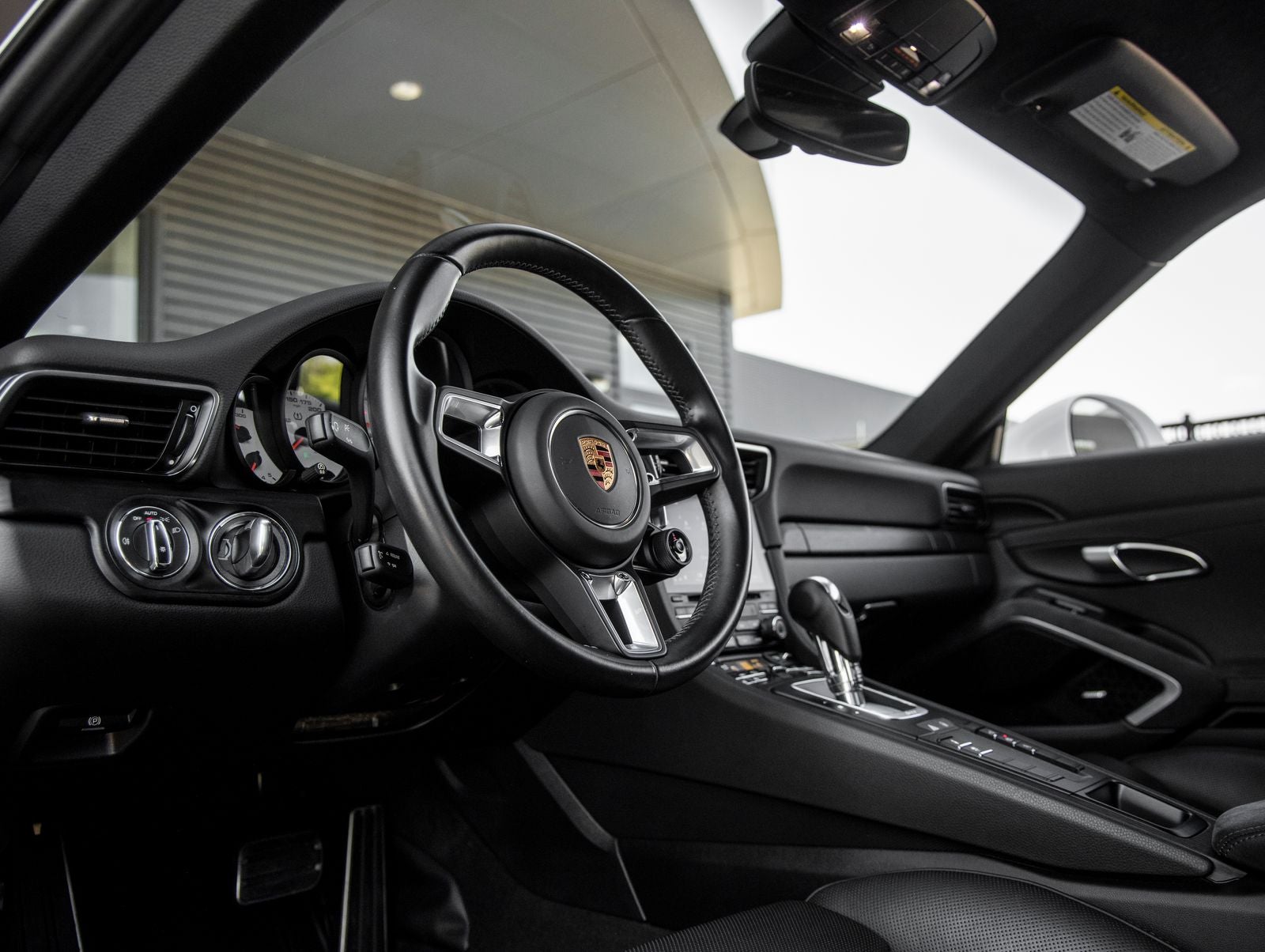 2018 Porsche 911 911 Carrera 4 GTS