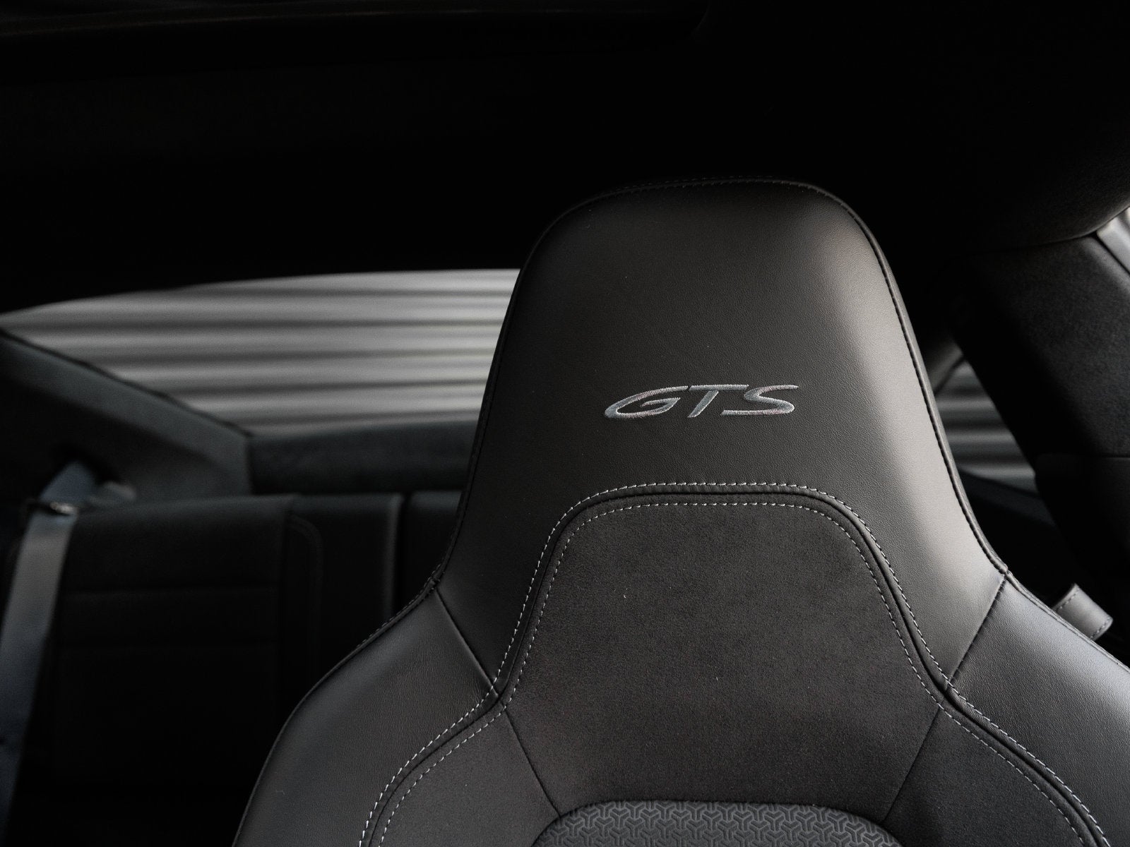2025 Porsche 911 Carrera GTS