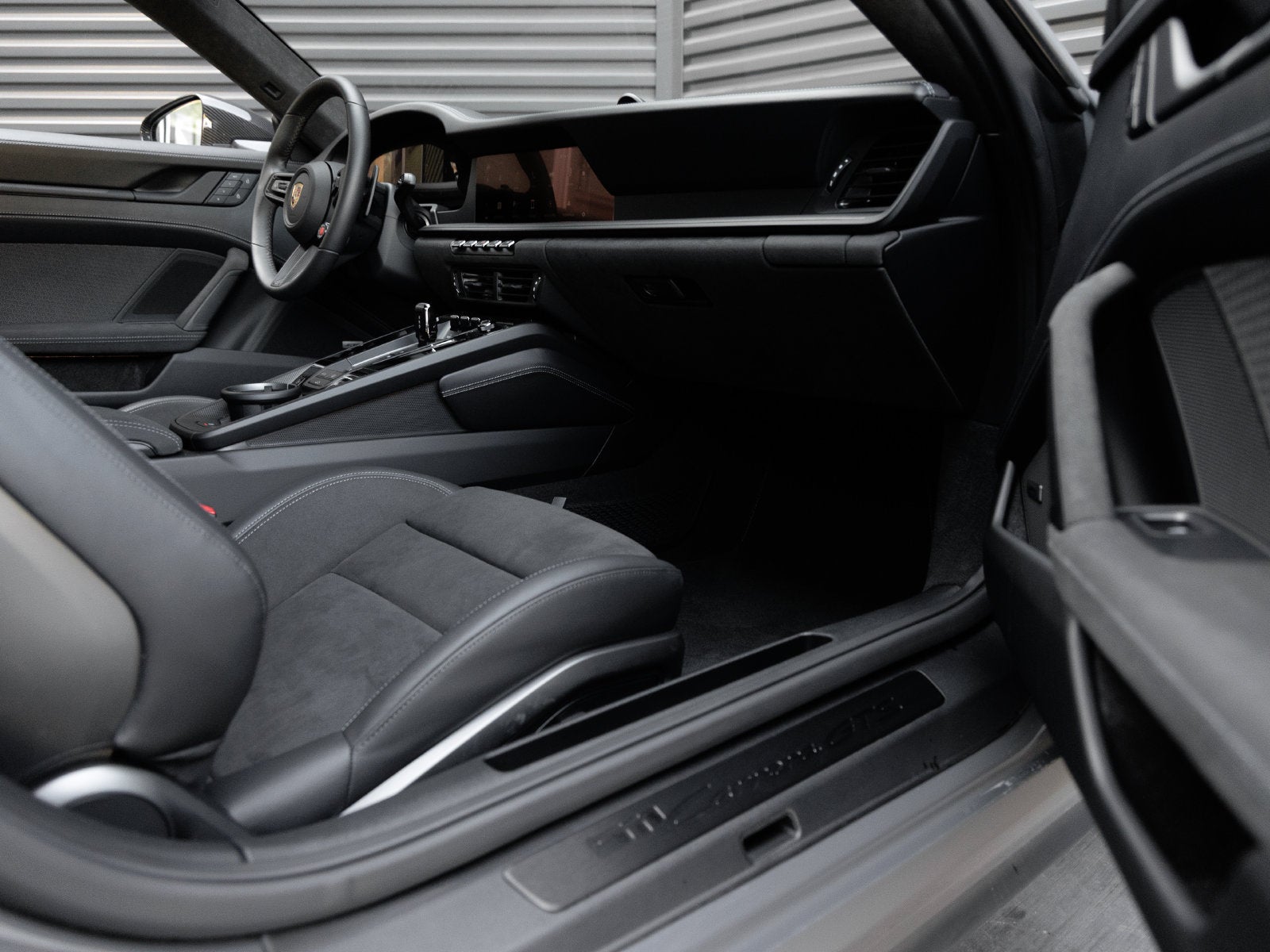 2025 Porsche 911 Carrera GTS