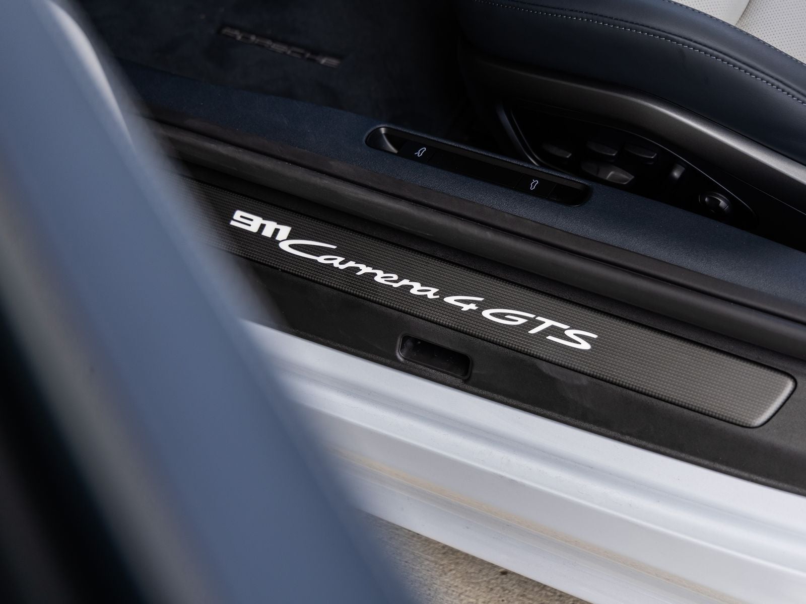 2026 Porsche 911 911 Carrera 4 GTS
