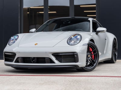 2024 Porsche 911 Carrera 4 GTS