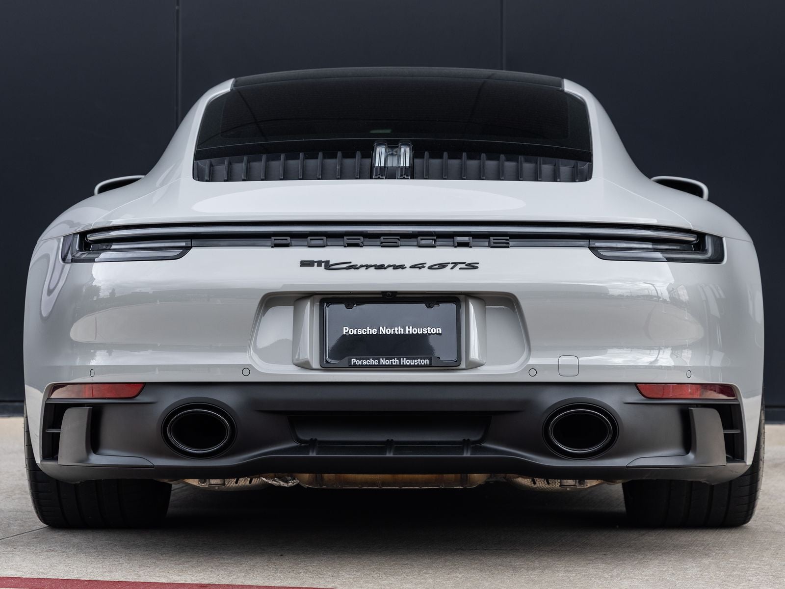 2024 Porsche 911 Carrera 4 GTS