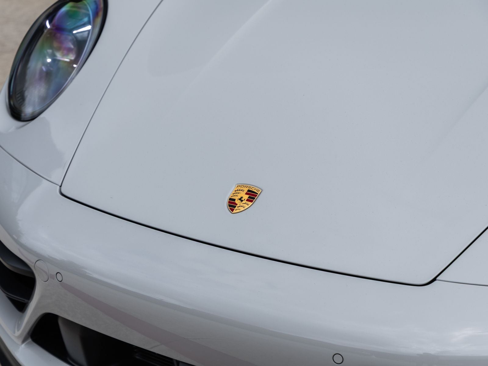 2024 Porsche 911 Carrera 4 GTS