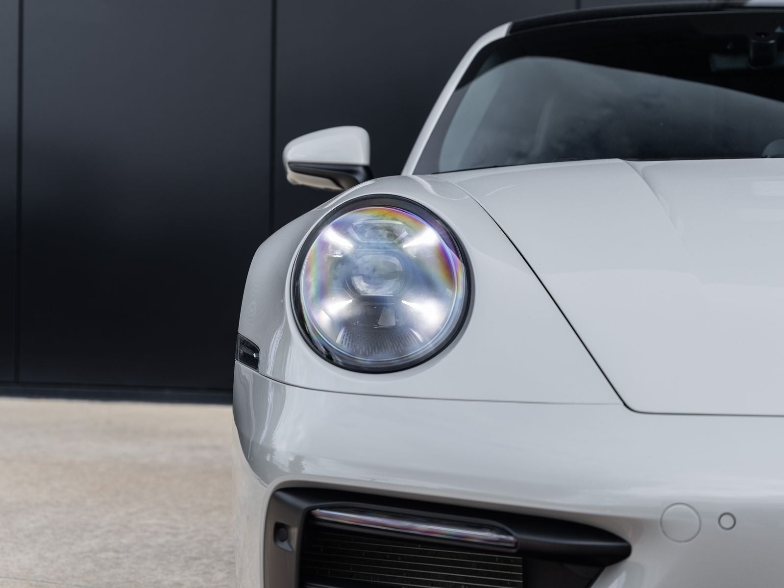 2024 Porsche 911 Carrera 4 GTS