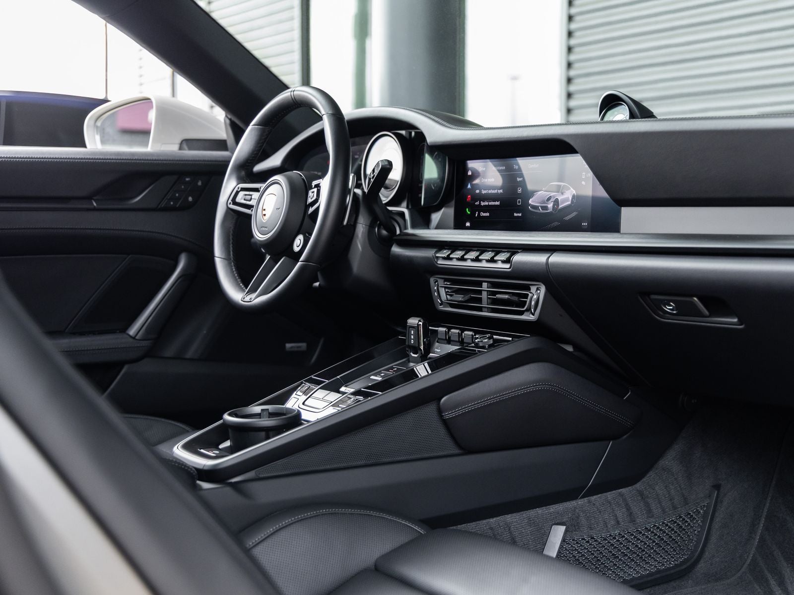 2024 Porsche 911 Carrera 4 GTS