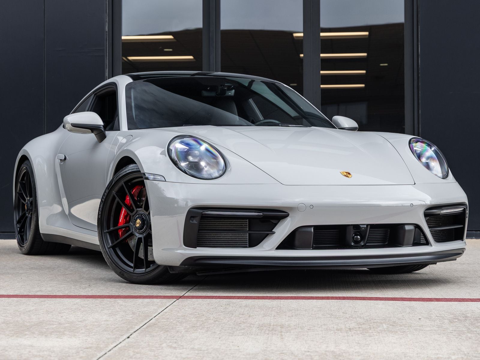 2024 Porsche 911 Carrera 4 GTS