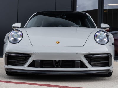 2024 Porsche 911 Carrera 4 GTS