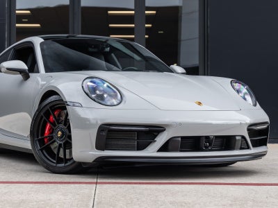 2024 Porsche 911 Carrera 4 GTS