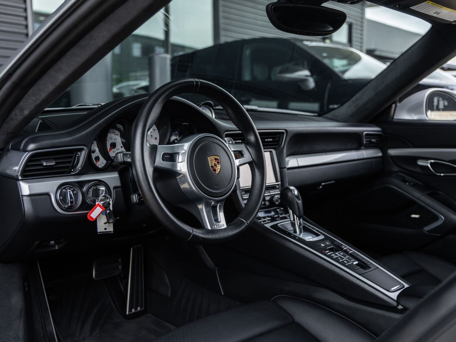 2016 Porsche 911 Carrera GTS