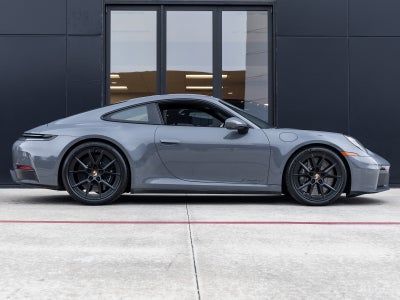 2025 Porsche 911 911 Carrera GTS