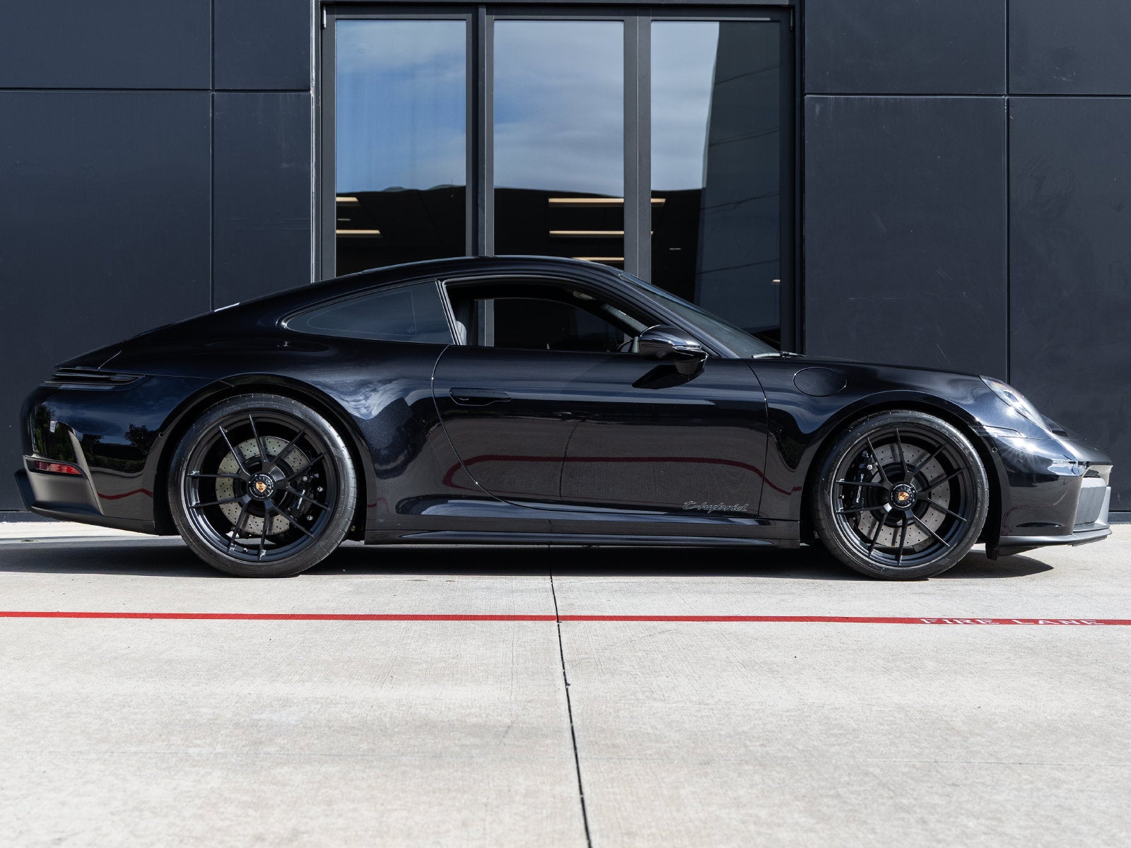 2025 Porsche 911 911 Carrera 4 GTS