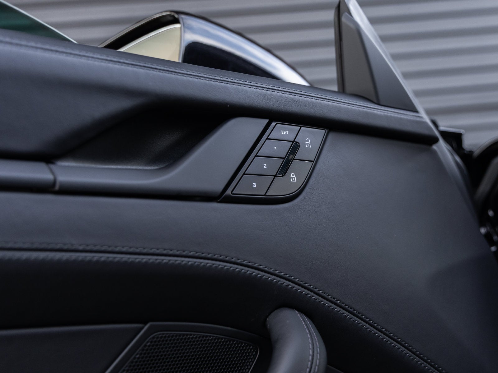 2025 Porsche 911 911 Carrera 4 GTS