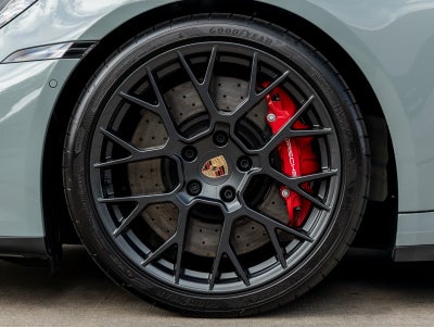 2025 Porsche 911 911 Carrera GTS