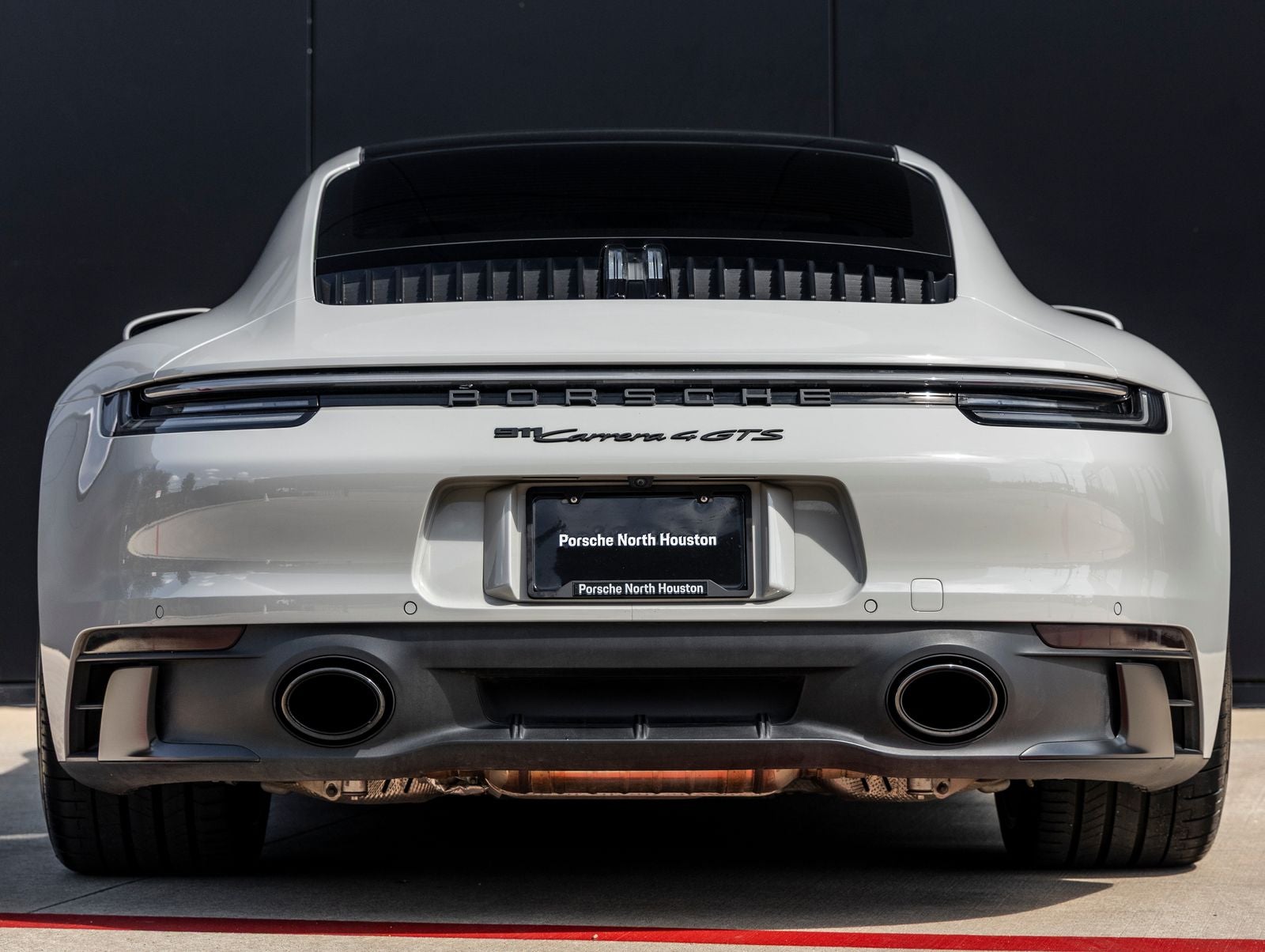 2022 Porsche 911 Carrera 4 GTS