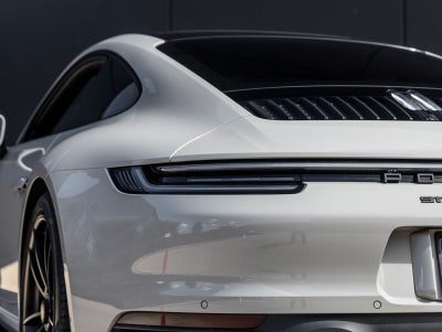 2022 Porsche 911 Carrera 4 GTS