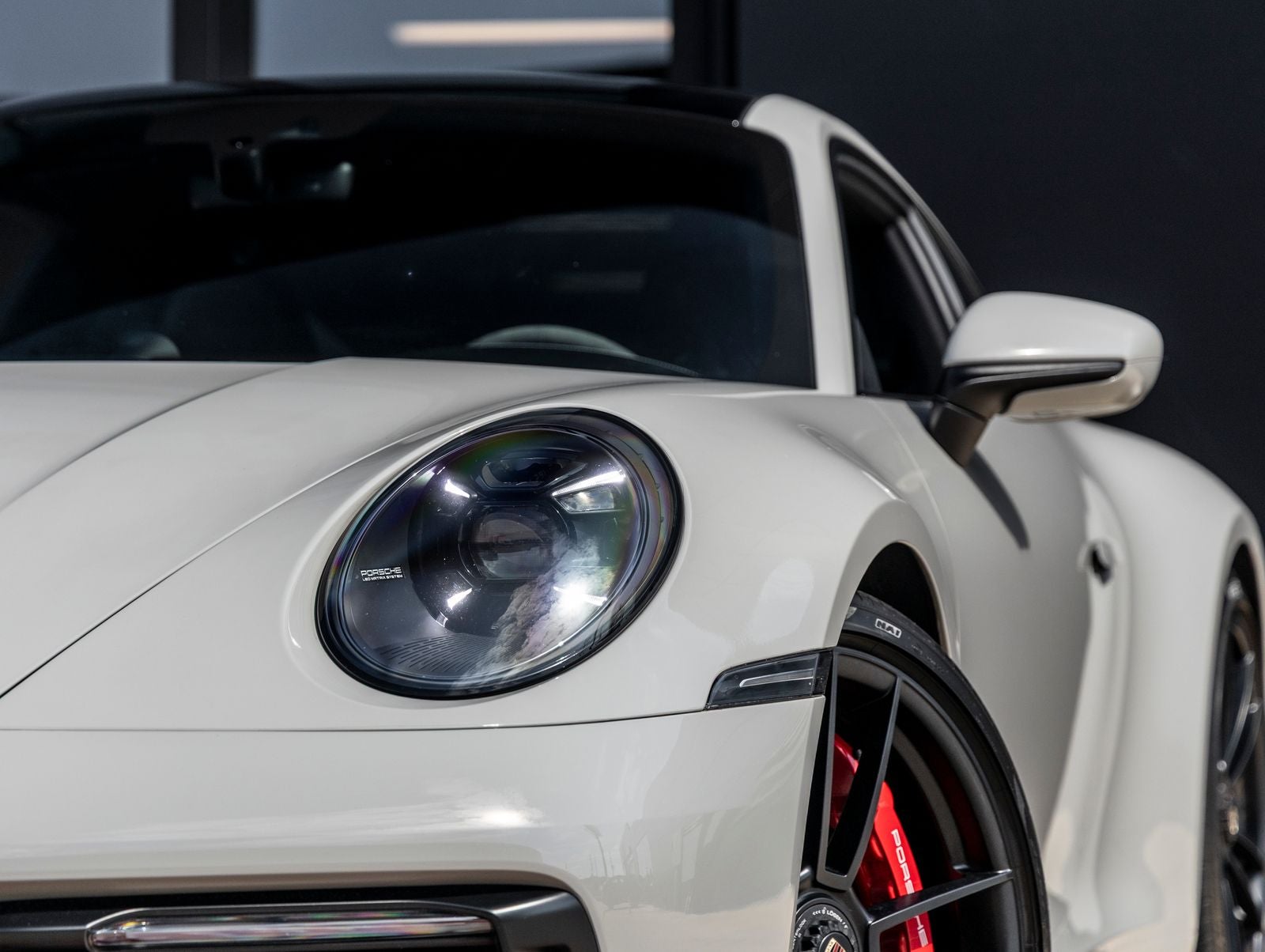 2022 Porsche 911 Carrera 4 GTS