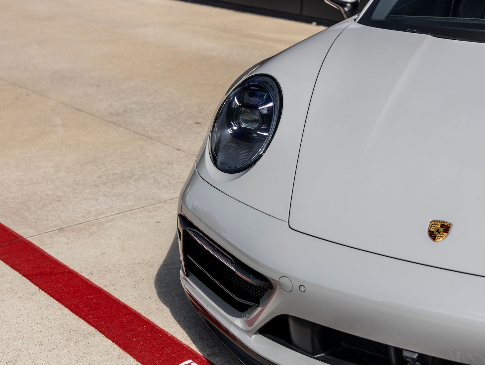 2022 Porsche 911 Carrera 4 GTS