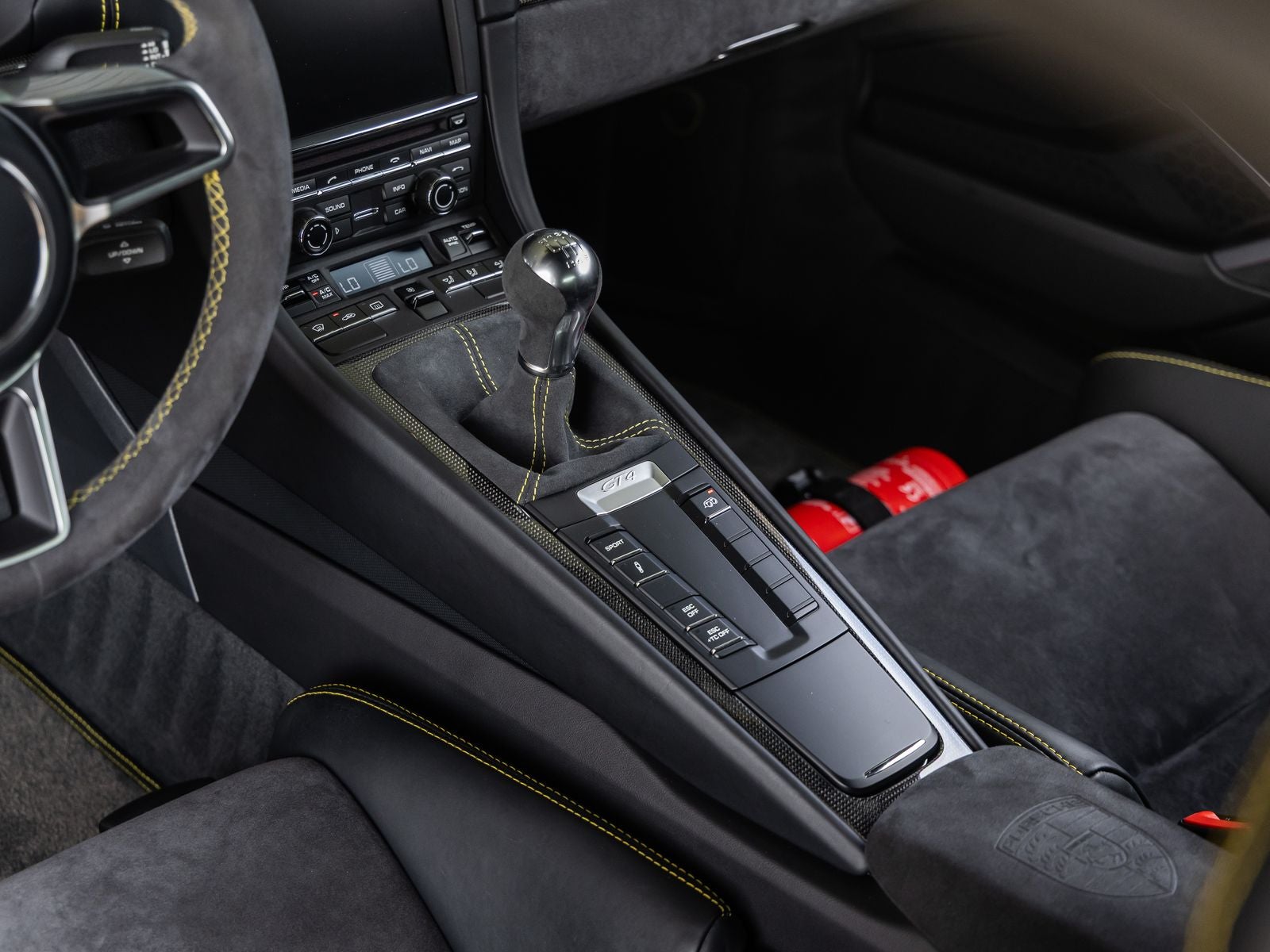 2016 Porsche Cayman GT4
