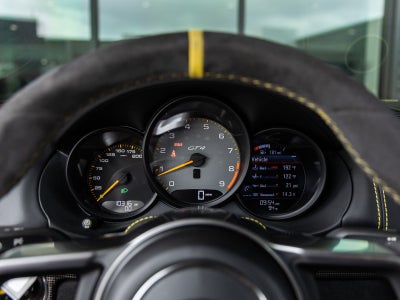2016 Porsche Cayman GT4