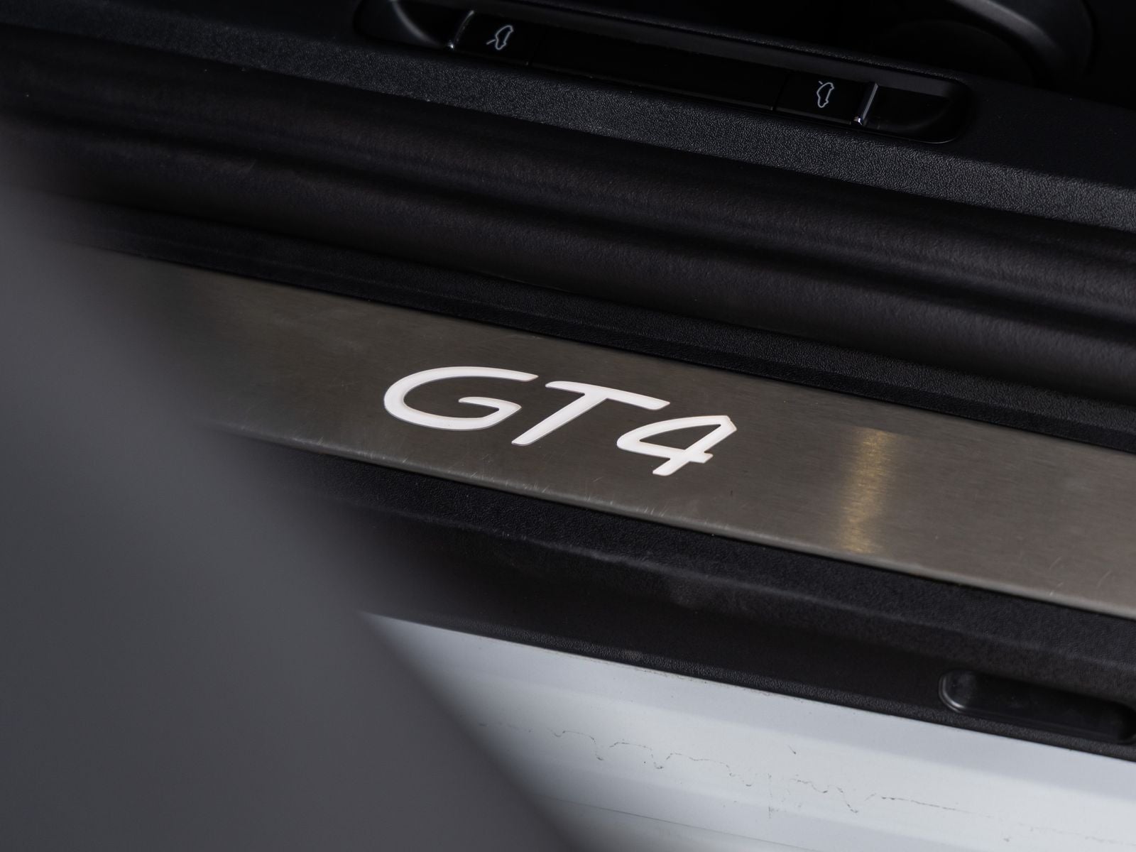 2020 Porsche 718 718 Cayman GT4