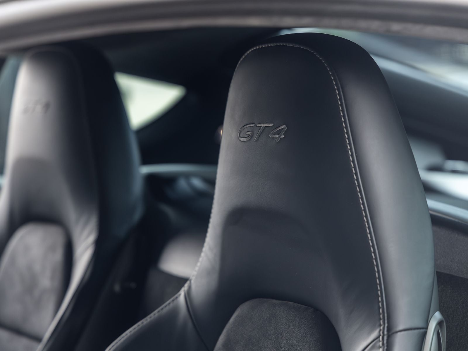 2020 Porsche 718 718 Cayman GT4