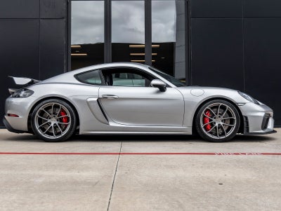 2020 Porsche 718 Cayman GT4