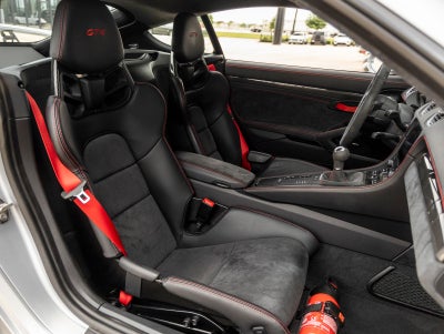 2020 Porsche 718 Cayman GT4
