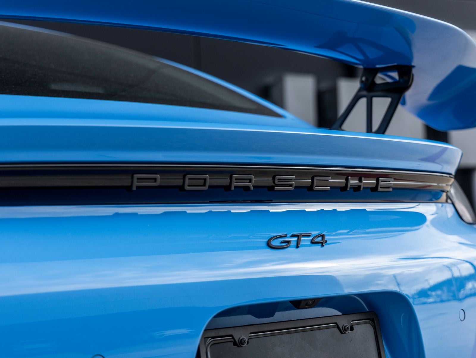 2023 Porsche 718 Cayman GT4