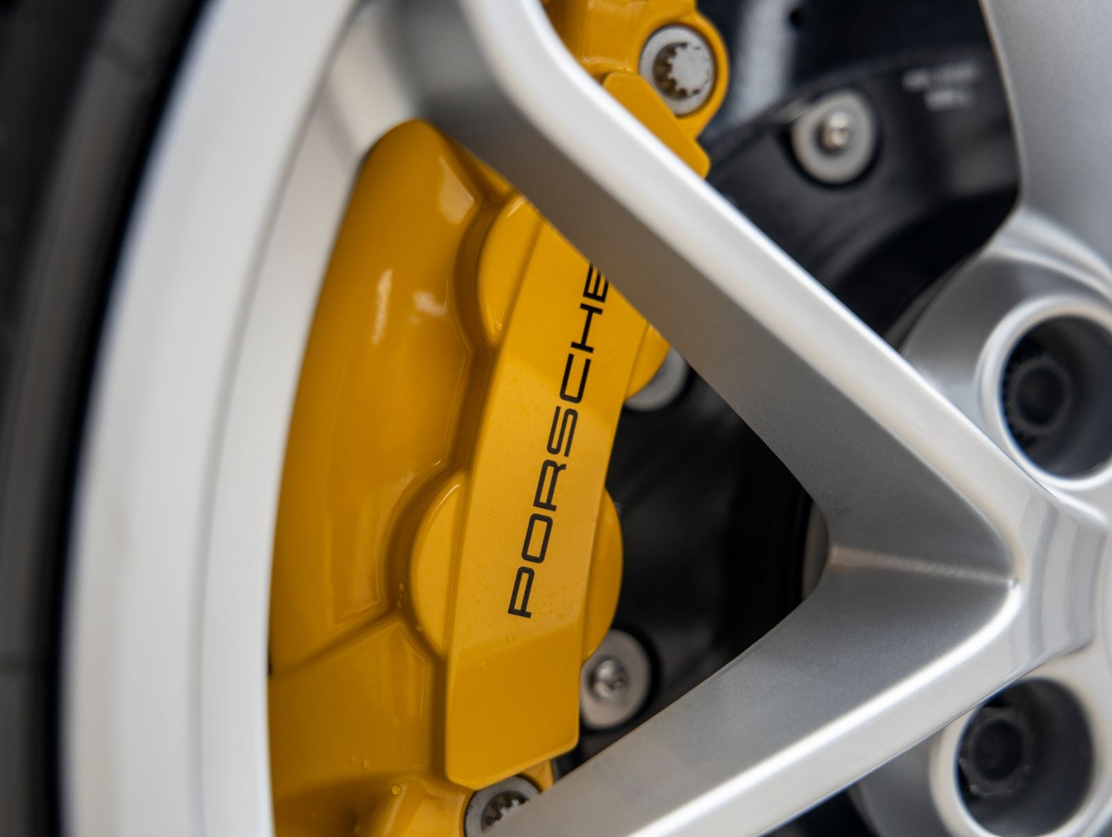 2021 Porsche 718 Cayman GT4