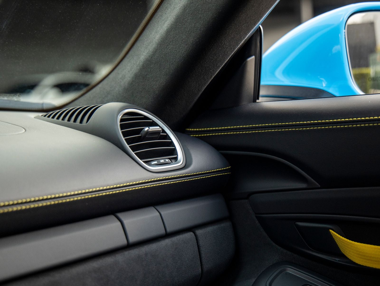 2021 Porsche 718 Cayman GT4