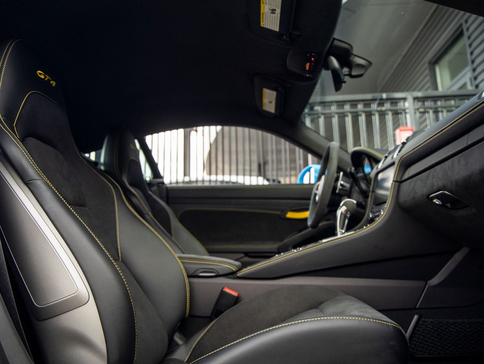 2021 Porsche 718 Cayman GT4