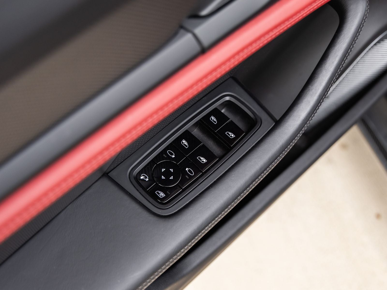 2020 Porsche Taycan Taycan Turbo S