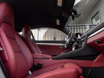 2025 Porsche 718 718 Cayman GTS 4.0