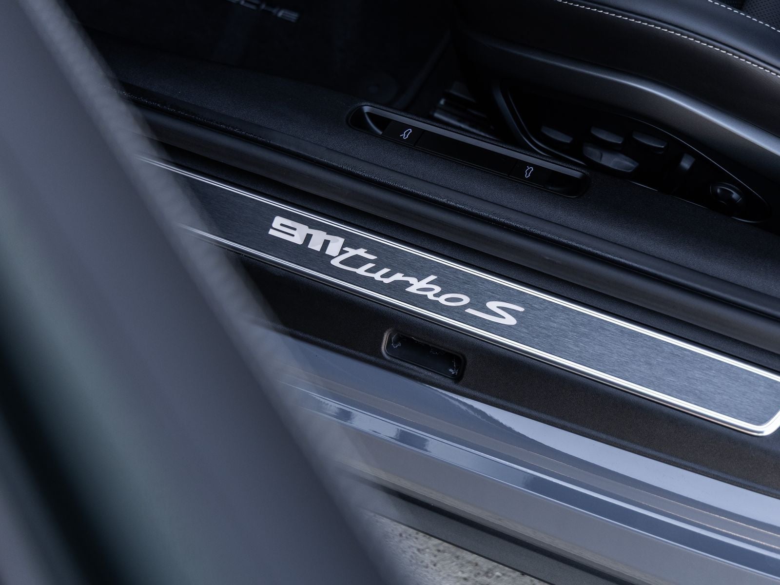 2024 Porsche 911 Turbo S