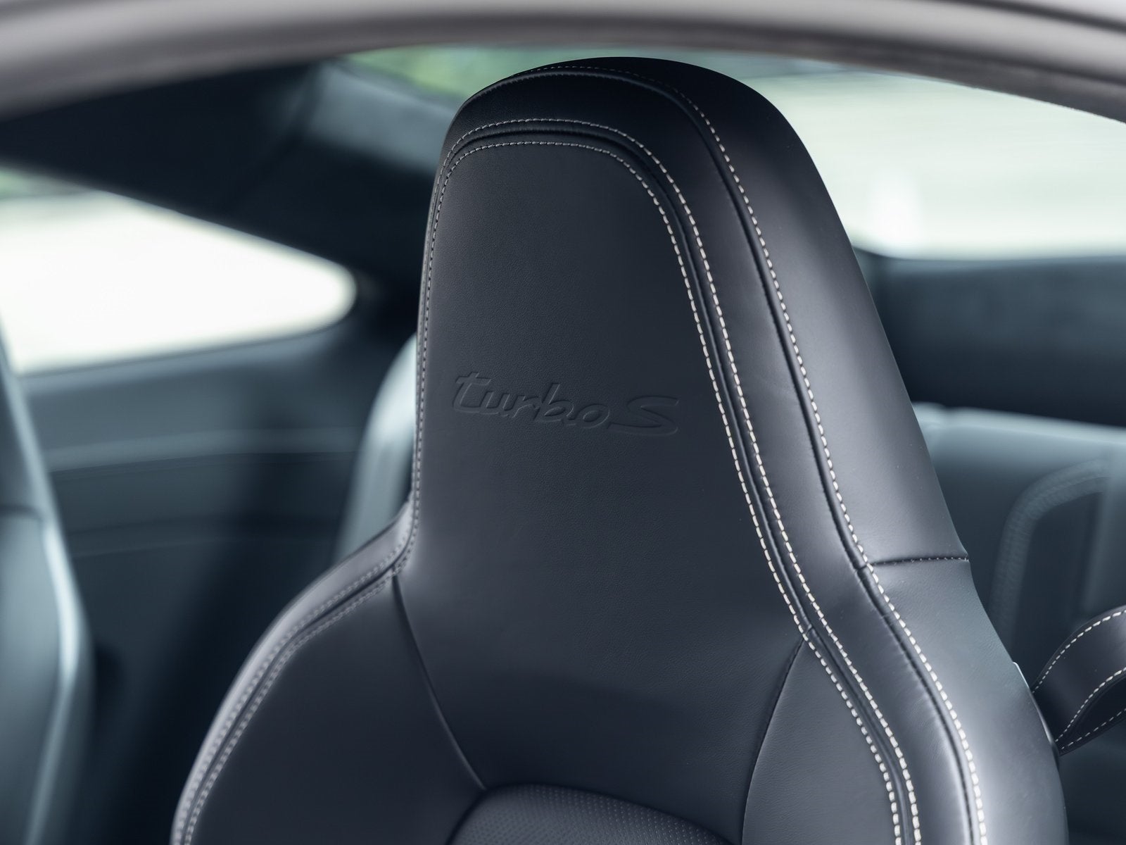 2022 Porsche 911 911 Turbo S (MY22)