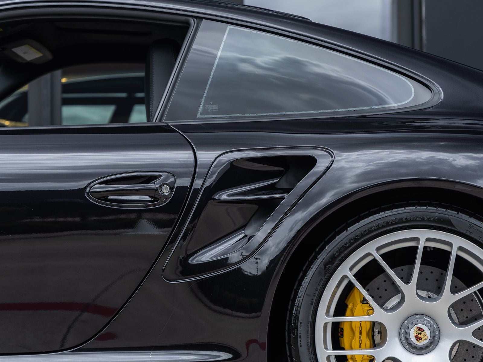 2011 Porsche 911 Turbo S