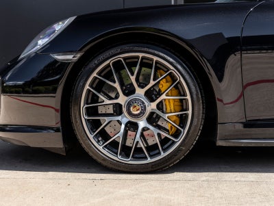 2015 Porsche 911 911 Turbo S Coupe