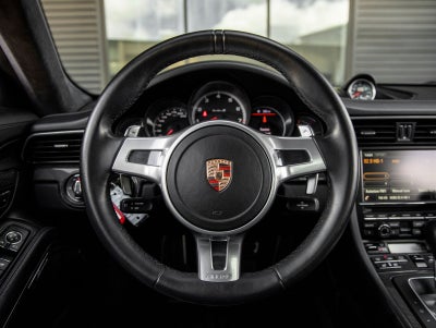 2015 Porsche 911 911 Turbo S Coupe