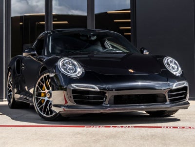 2015 Porsche 911 911 Turbo S Coupe