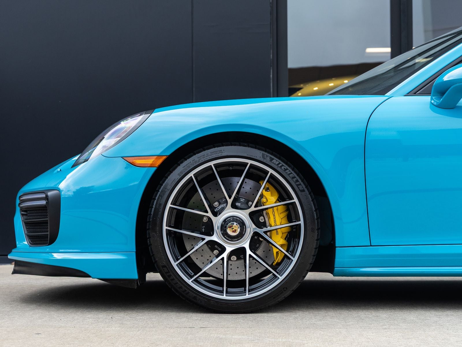2017 Porsche 911 911 Turbo S