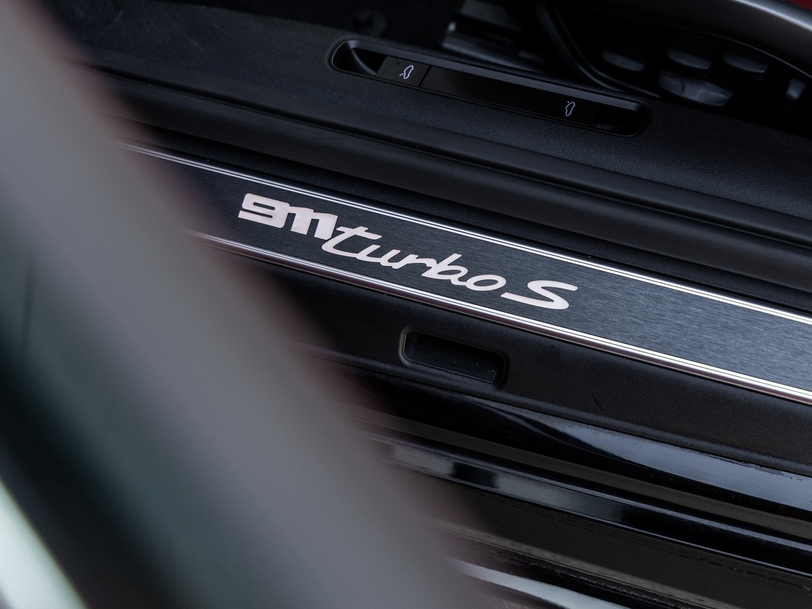 2025 Porsche 911 911 Turbo S