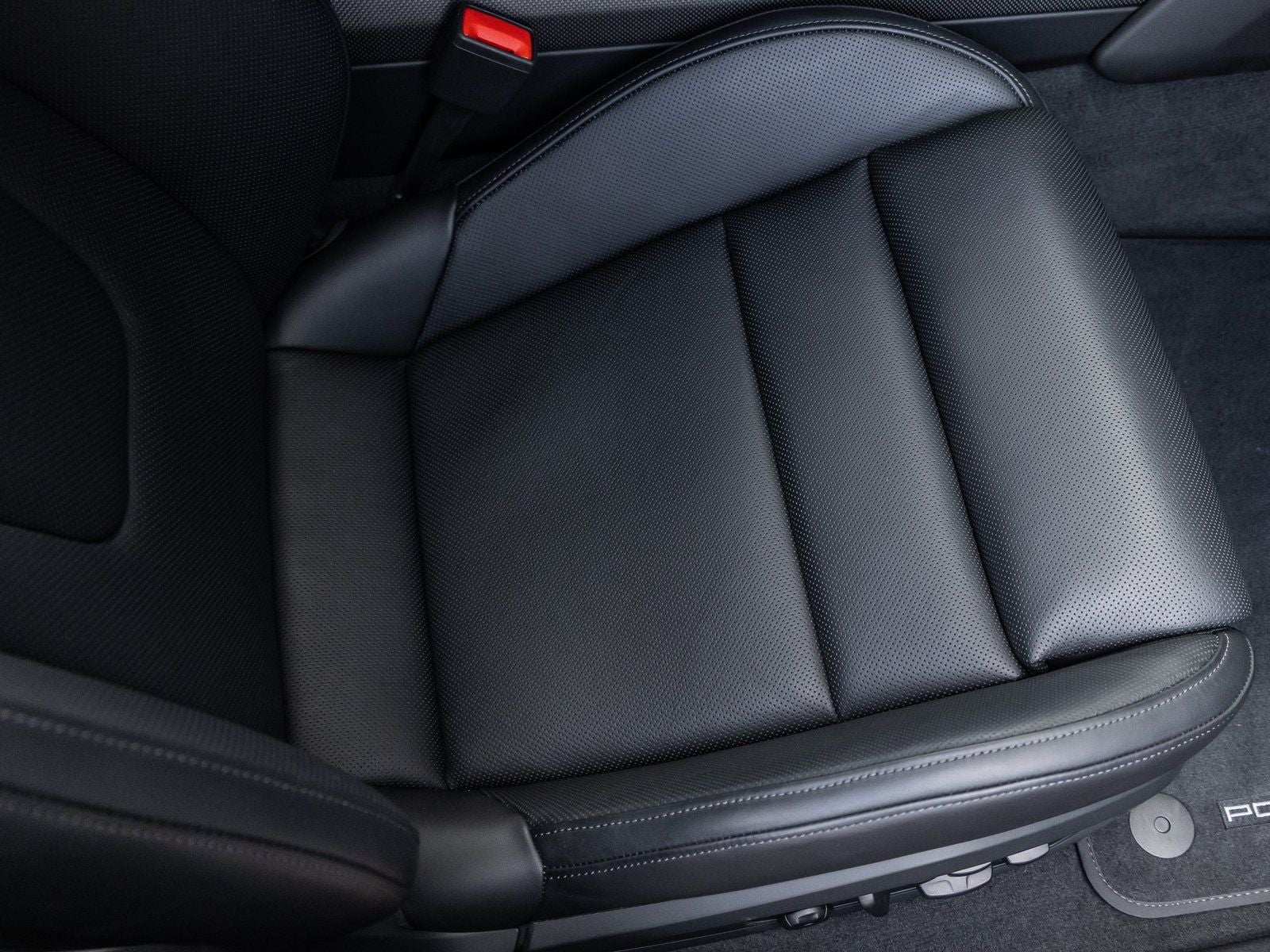 2025 Porsche Taycan Taycan GTS